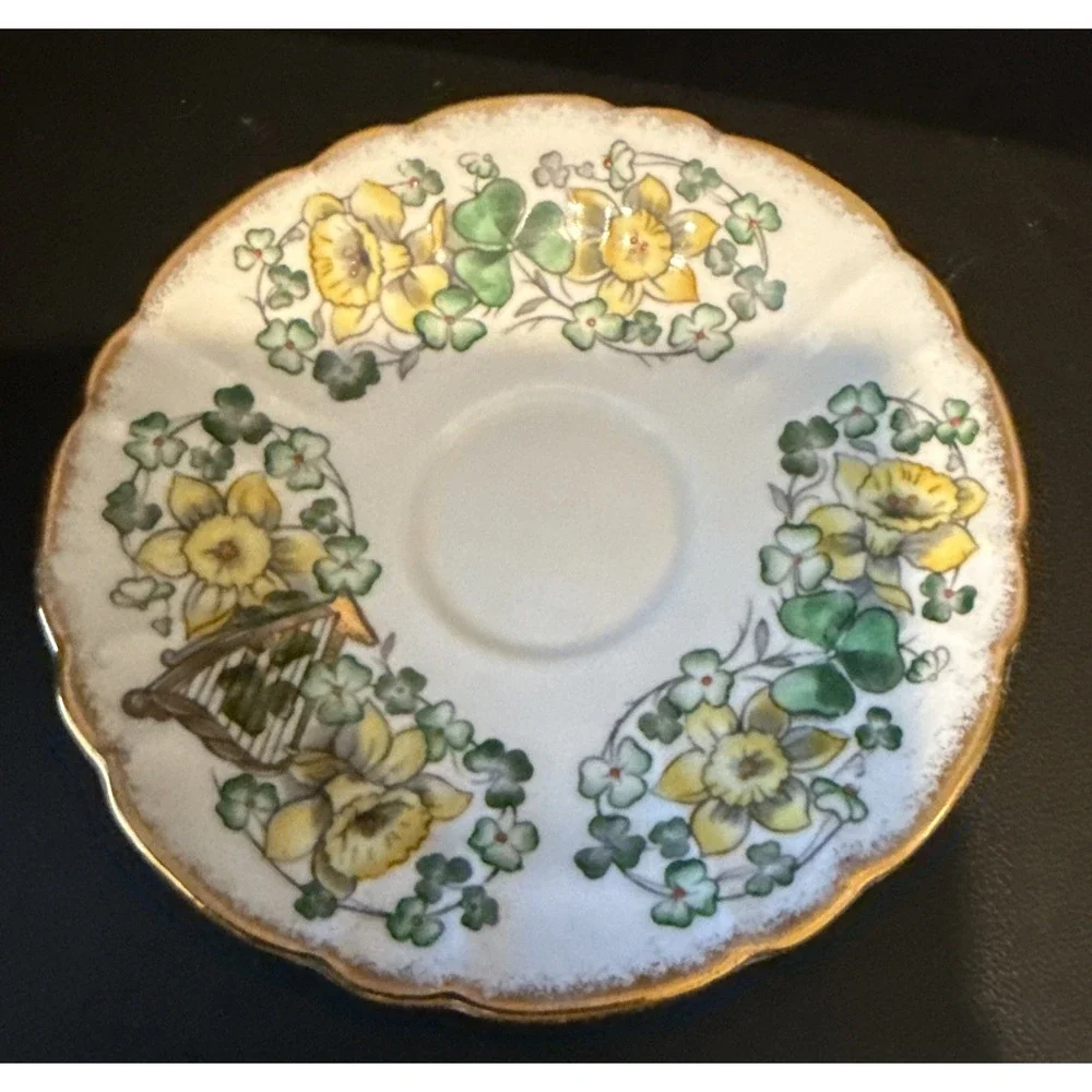 Royal Stafford‎ Tea Cup Saucer Emerald Isle Bone China Gold Trim Floral Harp VTG